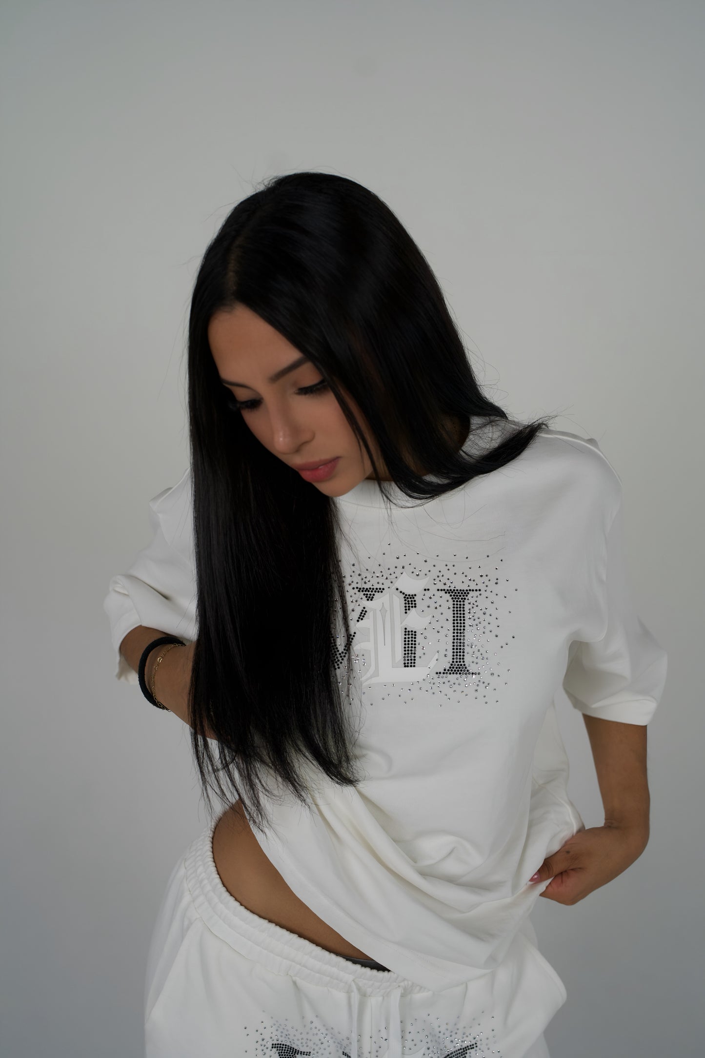 VI T-SHIRT