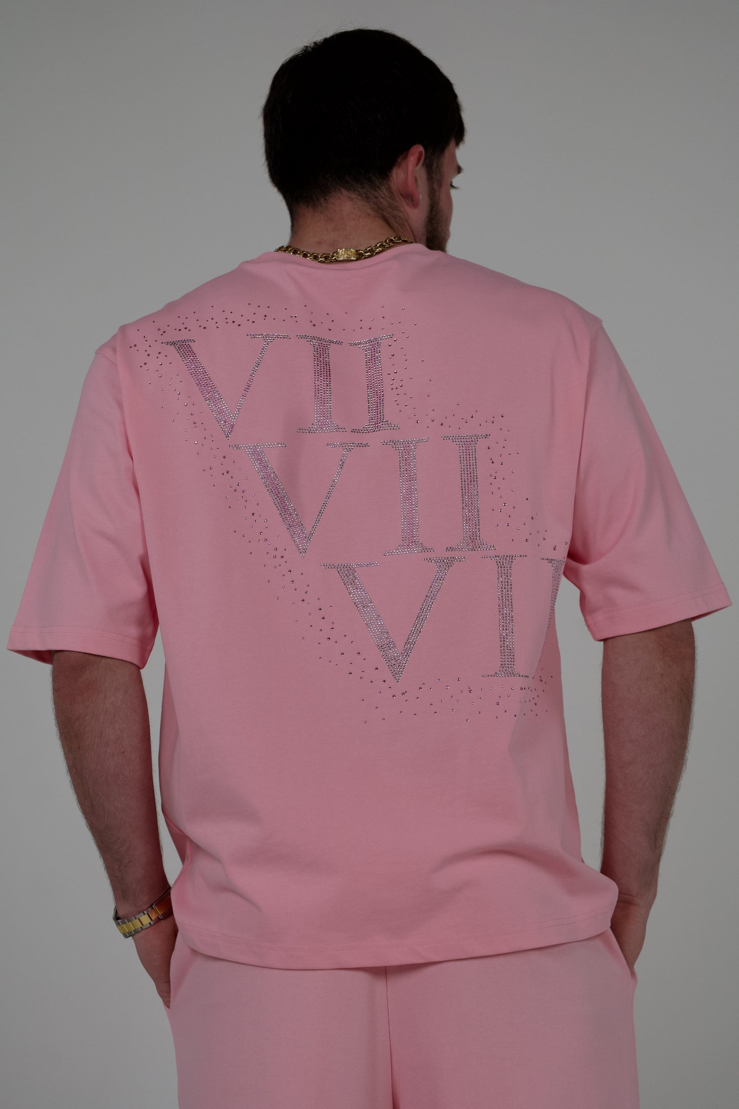 V T-SHIRT